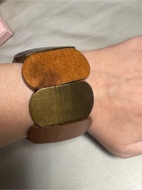 Wood Stretch Bracelet - Brown/Gold
